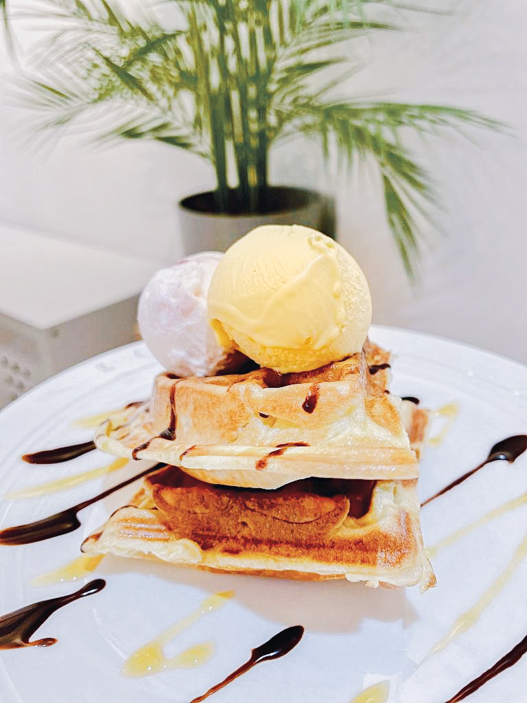 Wonder Gelato and Waffles